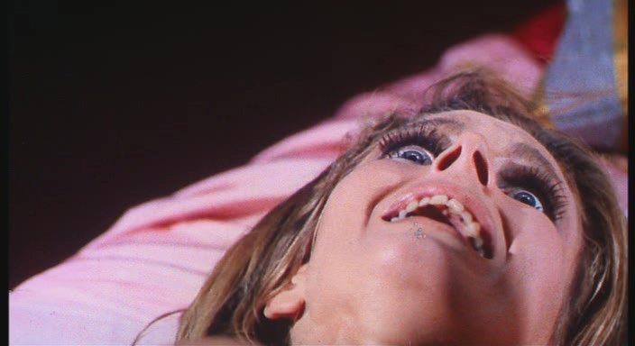 Кадр из фильма Ящерица в женской коже / Una lucertola con la pelle di donna (1971)