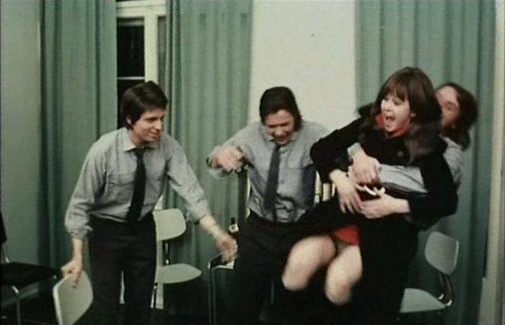 Кадр из фильма Партнеры по постели / Mache alles mit (1971)