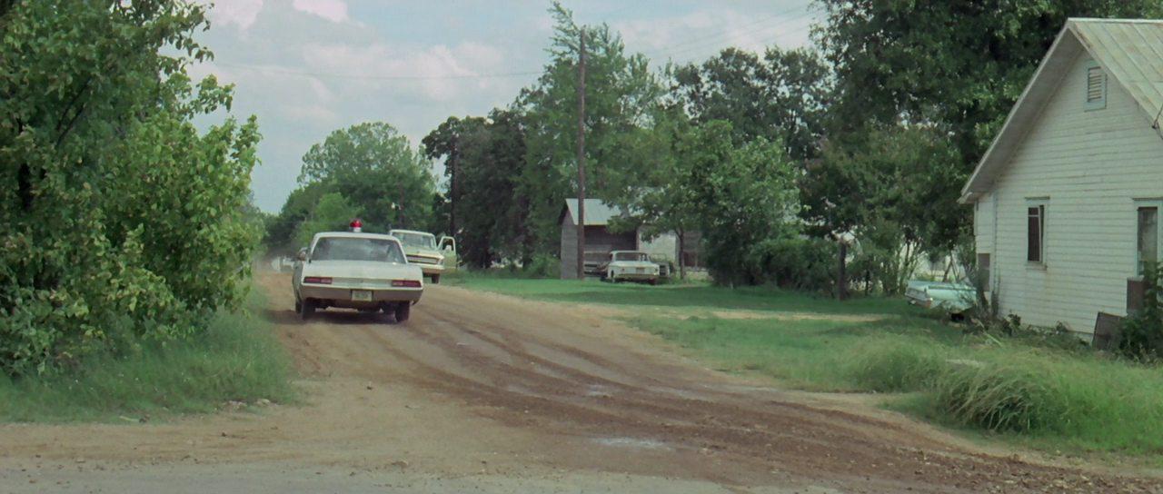 Кадр из фильма Двухполосное шоссе / Two-Lane Blacktop (1971)