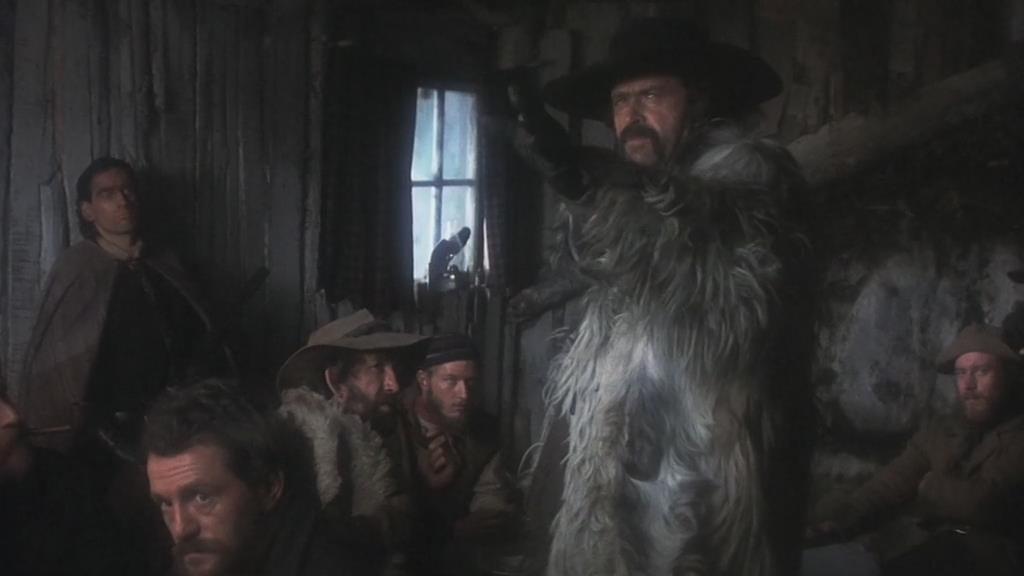 Кадр из фильма МакКейб и миссис Миллер / McCabe & Mrs. Miller (1971)