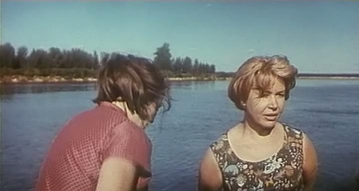 Кадр из фильма Русское поле (1972)