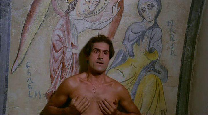 Кадр из фильма Сенатор-развратник (Эротицист) / All'onorevole piacciono le donne (The Eroticist) (1972)
