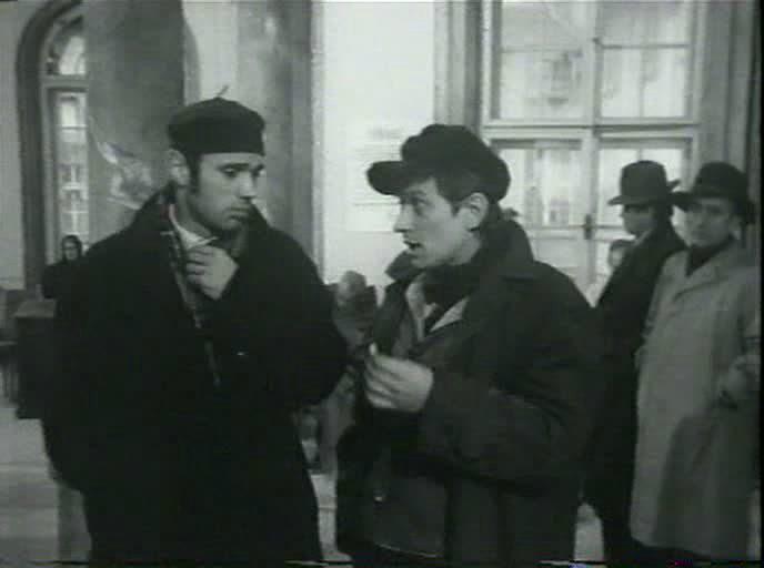 Кадр из фильма Расследование поручено мне / Hekus lettem (1972)