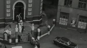 Кадры из фильма Вид на жительство (1972)