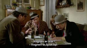 Кадры из фильма Большое ограбление банды Ольсена / Olsen-bandens store kup (1972)