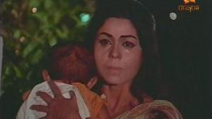 Кадры из фильма Найдёныш / Ek Kunwari Ek Kunwara (1973)