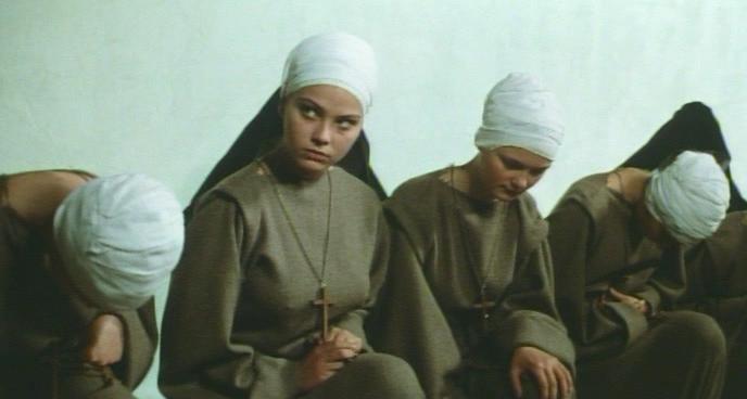 Кадр из фильма Монахини из Сант-Арканджело / Le monache di Sant'Arcangelo (1973)
