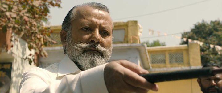 Кадр из фильма Матру, Биджли и Мандола / Matru ki Bijlee ka Mandola (2013)