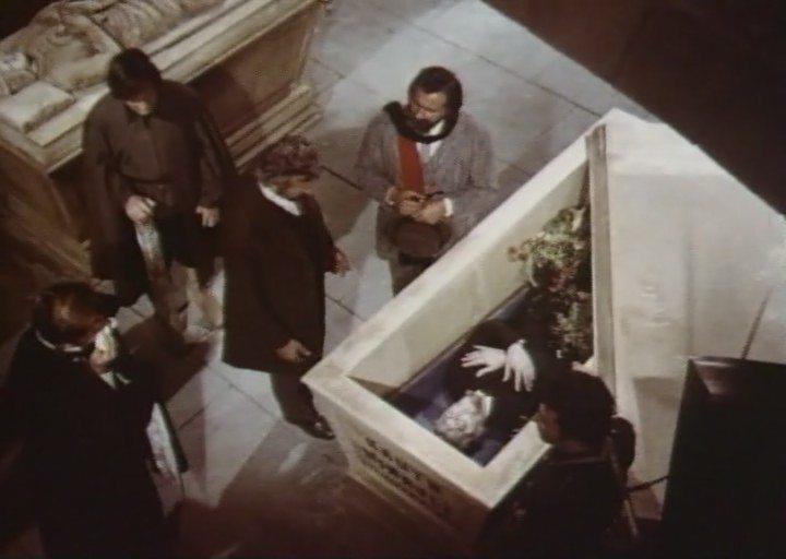 Кадр из фильма Оргия живых мертвецов / La orgía de los muertos (1973)