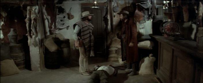 Кадр из фильма Стволы и потроха / Las viboras cambian de piel (1974)