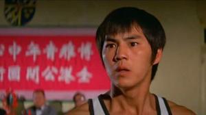 Кадры из фильма Юные влюбленные на летающих колесах / Dian dan che (1974)