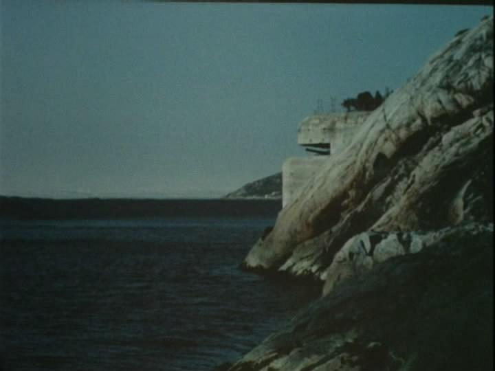 Кадр из фильма Под каменным небом / Under en steinhimmel (1974)