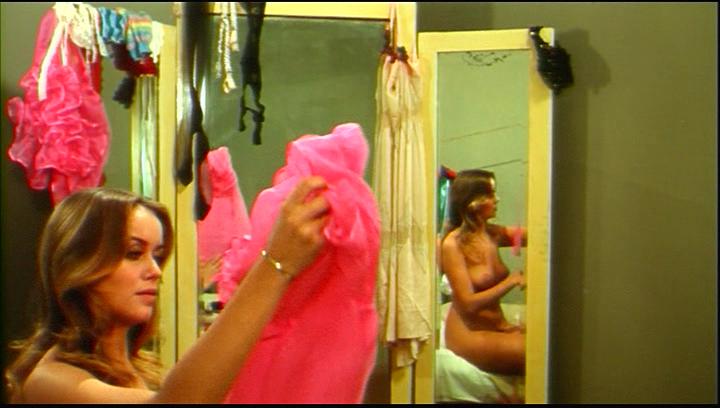 Кадр из фильма Персики / Il solco di pesca (1975)