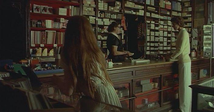 Кадр из фильма Отпечатки / Le orme (1975)