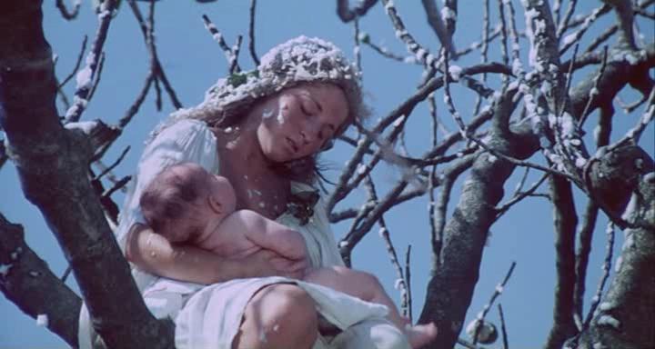 Кадр из фильма Мазурка барона, святой девы и фигового дерева / La mazurka del barone, della santa e del fico fiorone (1975)