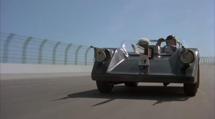 Кадр из фильма Смертельные гонки 2000 года / Death Race 2000 (1975)