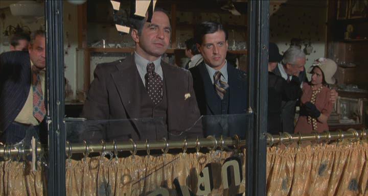 Кадр из фильма Капоне / Capone (1975)