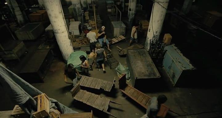 Кадр из фильма 7 ящиков / 7 cajas (2012)