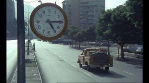 Кадры из фильма Дикарь / Le sauvage (1975)