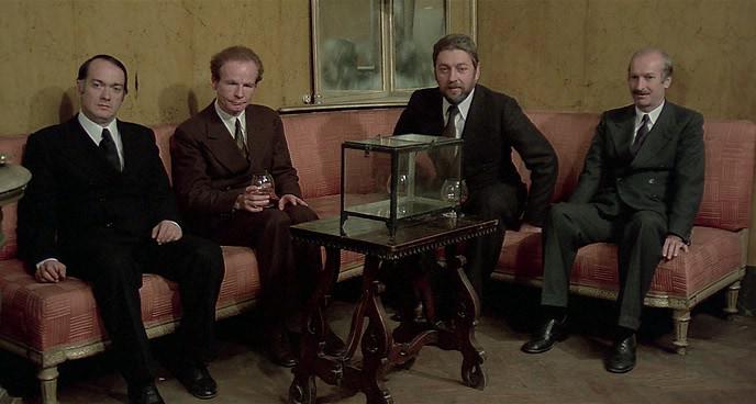 Кадр из фильма Сало, или 120 дней Содома / Salo o le 120 giornate di Sodoma (1975)