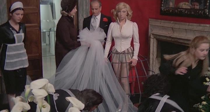 Кадр из фильма Берегись шута / Attenti al buffone (1975)