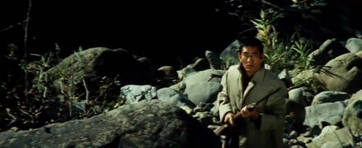 Кадр из фильма Опасная погоня / Kimi yo fundo no kawa wo watare (1976)