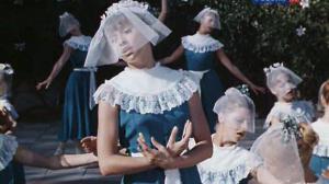 Кадры из фильма Небесные ласточки (1976)
