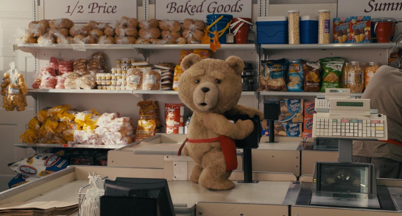 Кадр из фильма Третий лишний / Ted (2012)