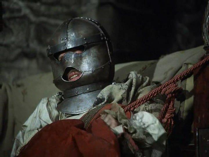 Кадр из фильма Человек в железной маске / The Man in the Iron Mask (1976)