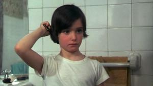 Кадры из фильма Выкорми ворона / Cría cuervos (1976)