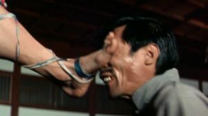 Кадры из фильма Новый кулак ярости / Xin jing wu men (1976)