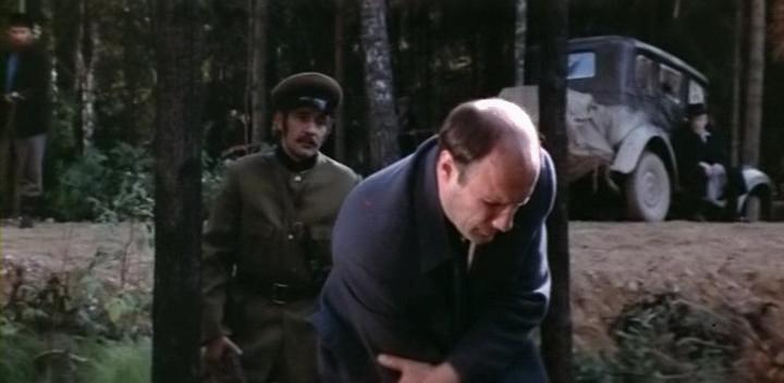 Кадр из фильма Бриллианты для диктатуры пролетариата (1976)