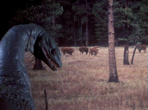 Кадр из фильма Чудовище озера Крейтер / The Crater Lake Monster (1977)