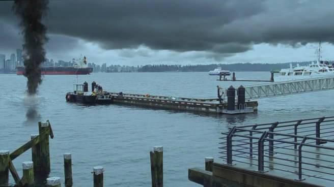 Кадр из фильма Супершторм / Seattle Superstorm (2012)