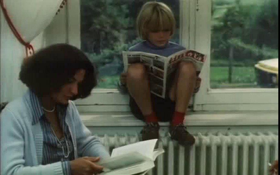 Кадр из фильма Голубые джинсы / Blue jeans (1977)