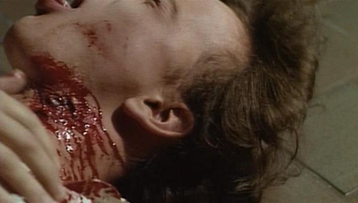 Кадр из фильма Бешеная / Rabid (1977)