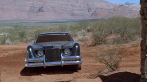 Кадры из фильма Автомобиль / The Car (1977)