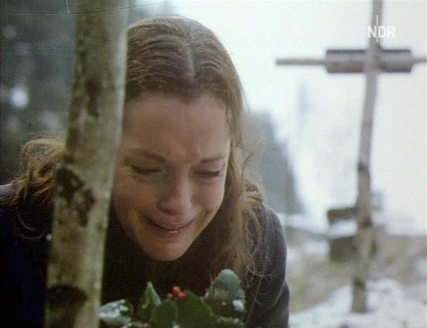 Кадр из фильма Групповой портрет с дамой / Gruppenbild mit Dame (1977)