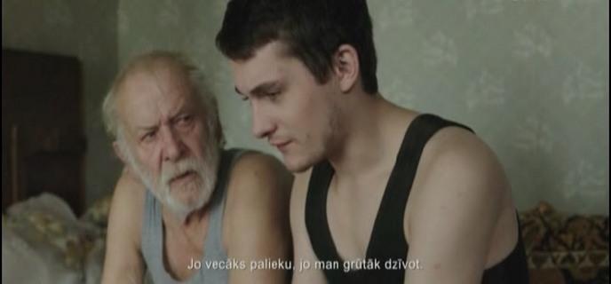 Кадр из фильма Люди Там / Cilveki Tur (2012)