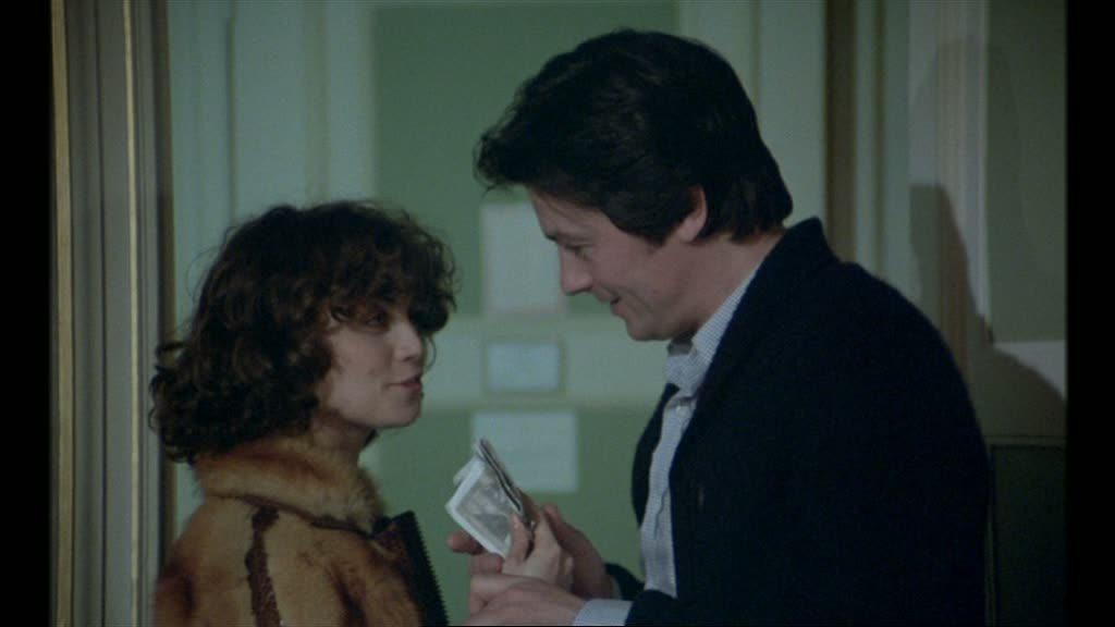 Кадр из фильма Спешащий человек / L'homme pressé (1977)