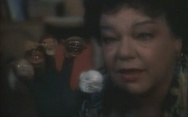 Кадр из фильма Вся жизнь впереди / La vie devant soi (1977)