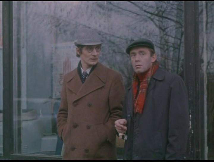Кадр из фильма По улицам комод водили (1978)