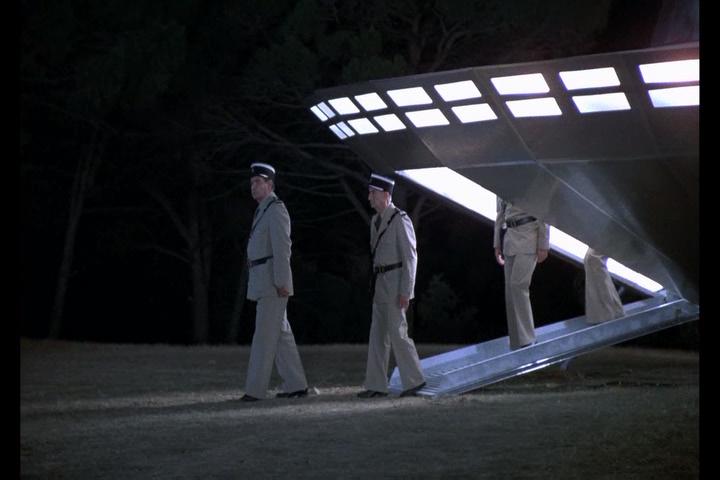 Кадр из фильма Жандарм и инопланетяне / Le Gendarme et les Extraterrestres (1978)