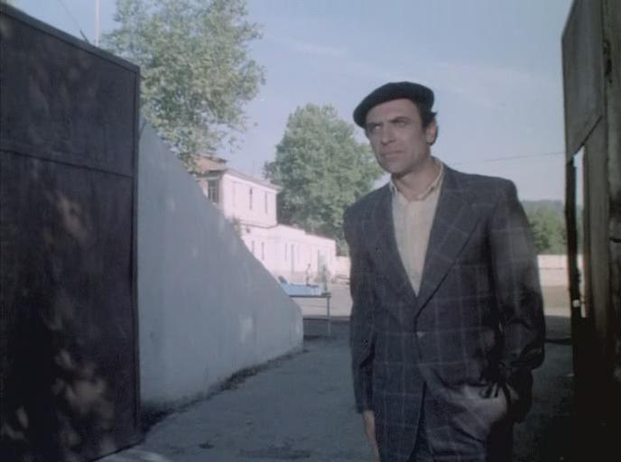 Кадр из фильма Бархатный сезон (1978)