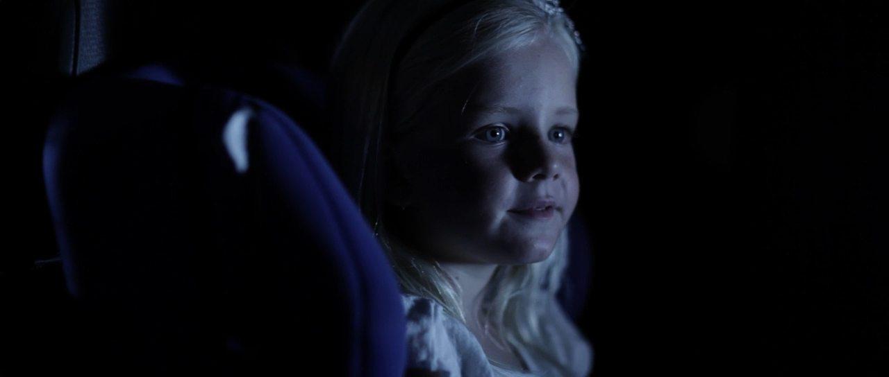Кадр из фильма Папина доченька / Daddy's Little Girl (2012)