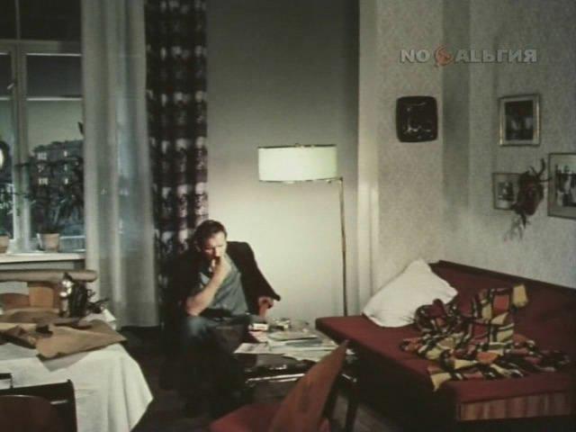 Кадр из фильма Дождь в чужом городе (1979)