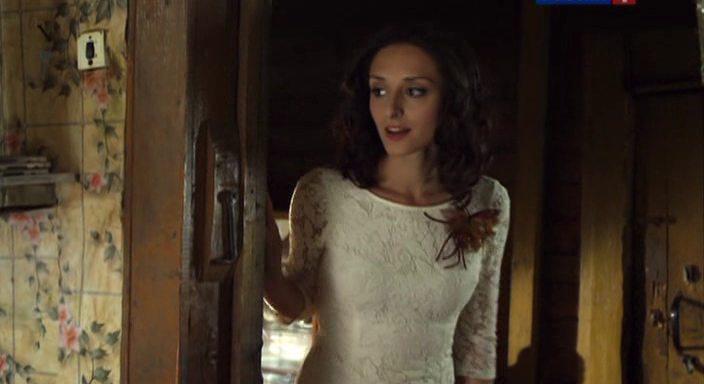 Кадр из фильма Непутевая невестка (2012)