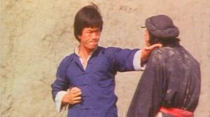 Кадры из фильма Смертельный удар / Shen long (1979)