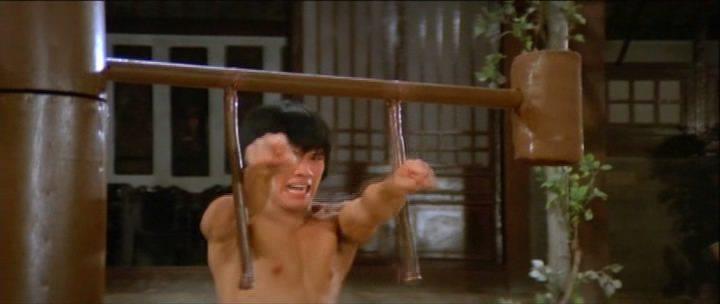 Кадр из фильма Спасители Шаолинь / Jie shi ying xiong (Shaolin Rescuers) (1979)