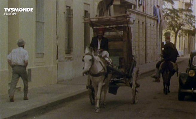 Кадр из фильма Порыв сирокко / Le coup de sirocco (1979)